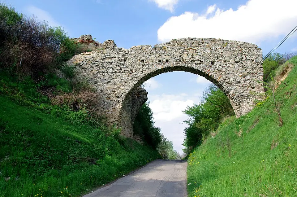 Zamek w Ossolinie