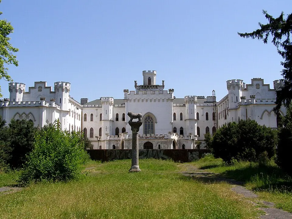 Kaštieľ v Rusovciach