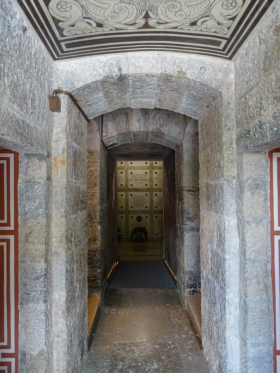Ossario del sacrario militare di Valli del Pasubio