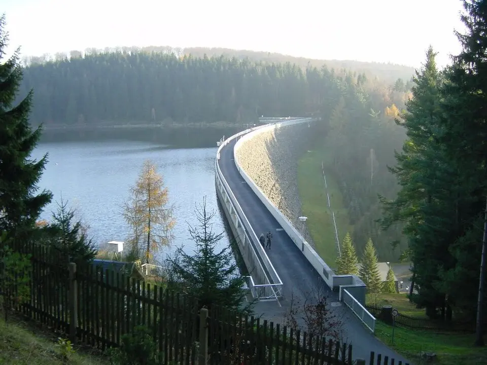 Immagine: ProfessorX · Public domain Talsperre Saidenbach Lengefeld