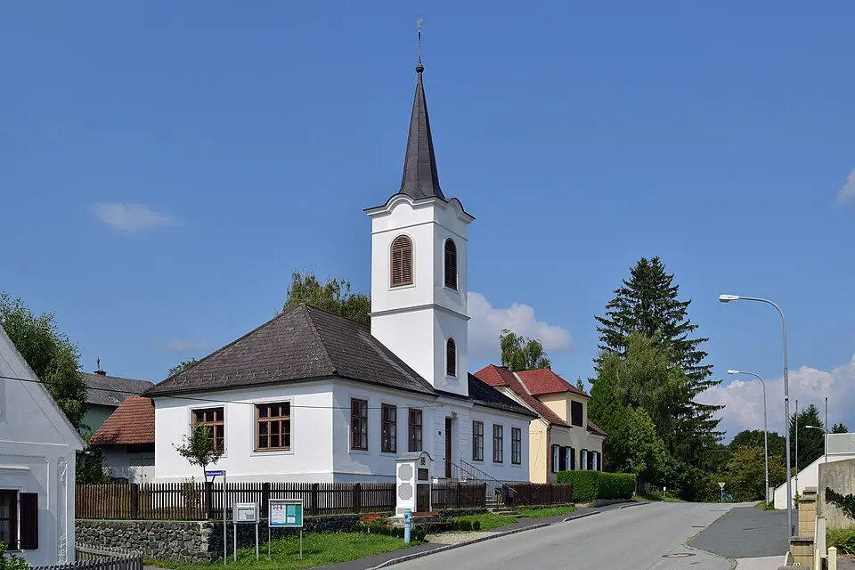 Obrázok: Haeferl · CC BY-SA 4.0 Evang. Schul- und Bethaus