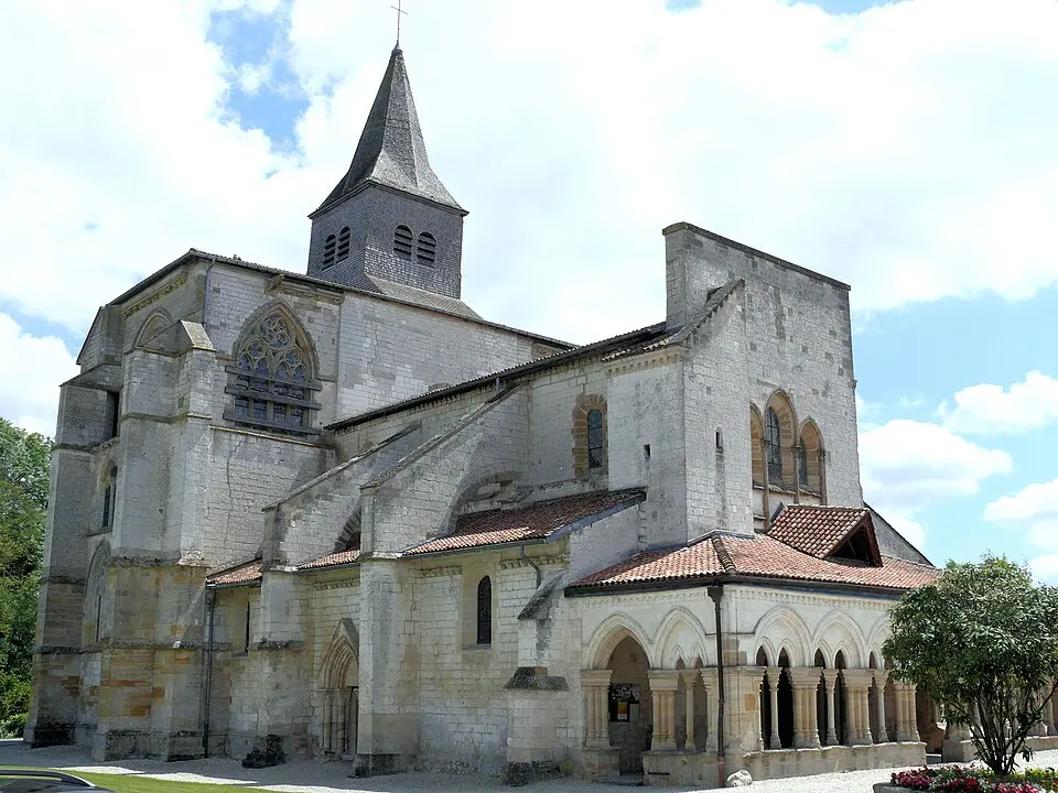 église Saint-Amand de Saint-Amand-sur-Fion