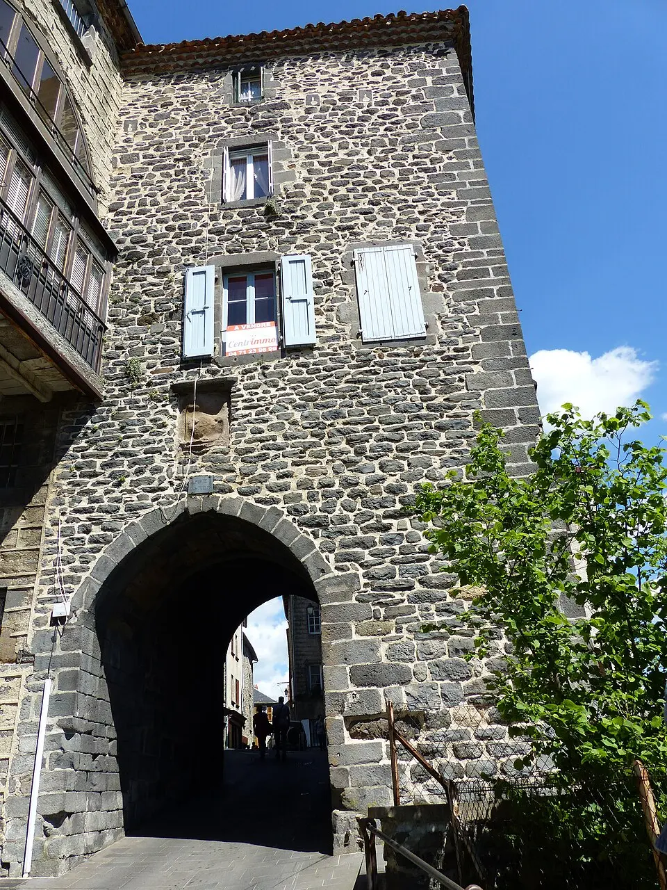 porte des Tuiles