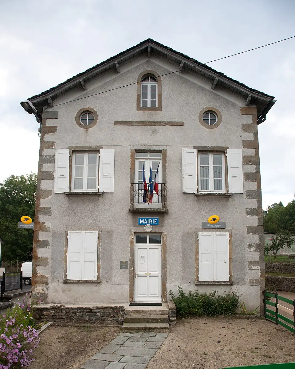 Saint-Hostien
