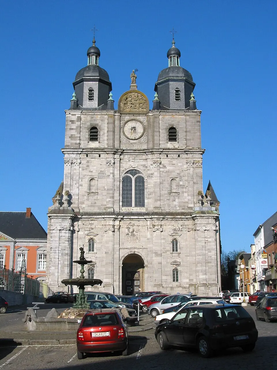 basilique Saint-Hubert