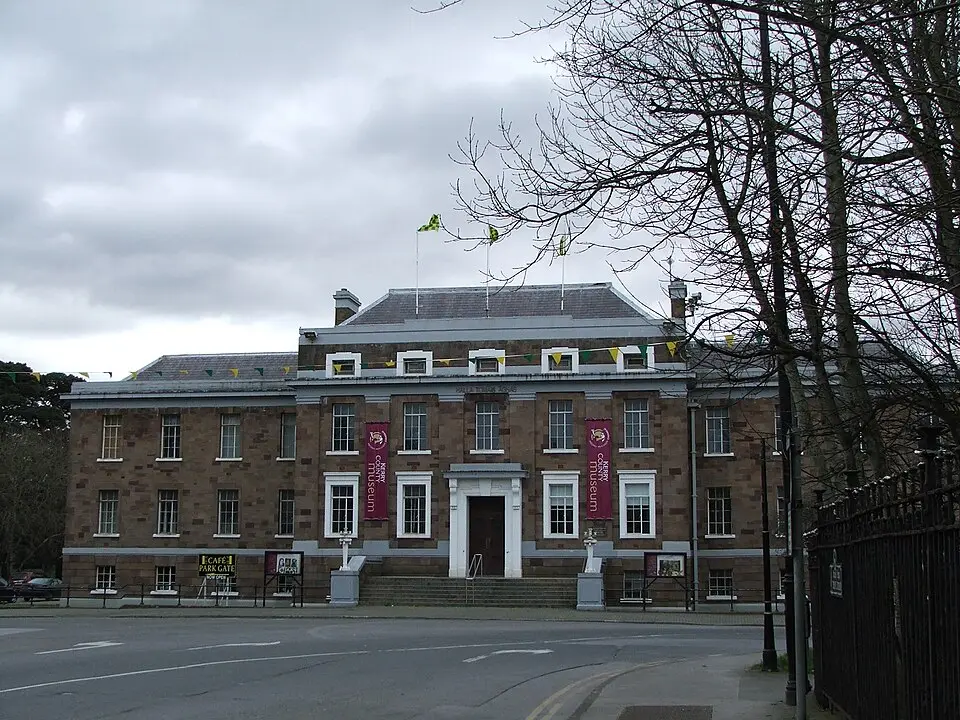 Nahral: Kglavin~commonswiki · CC BY-SA 3.0 Kerry County Museum