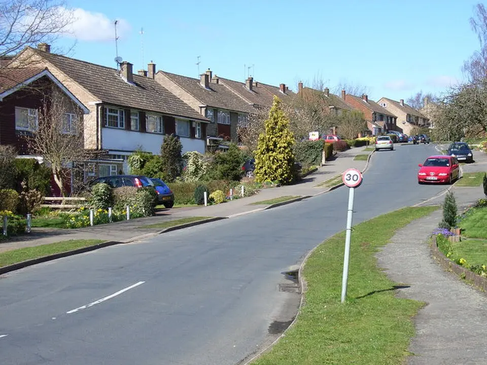 Image: Andrew Smith · CC BY-SA 2.0 Chepping Wycombe