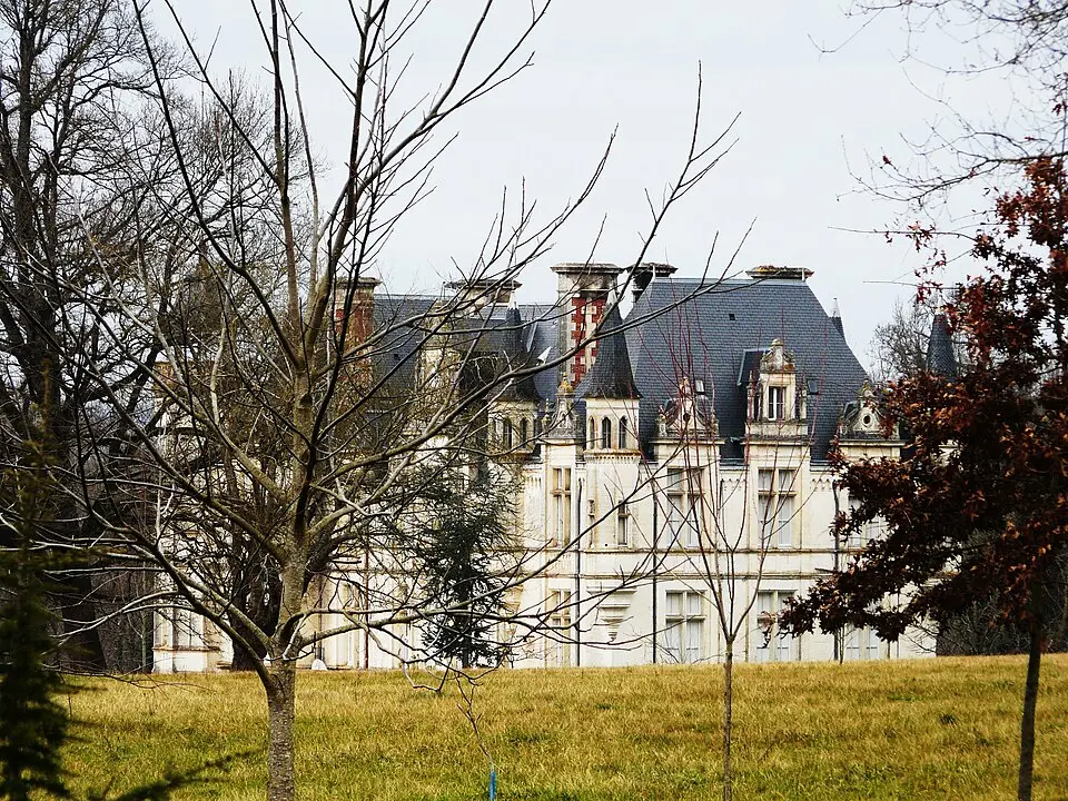Image: Père Igor · CC BY-SA 3.0 château de Fournils