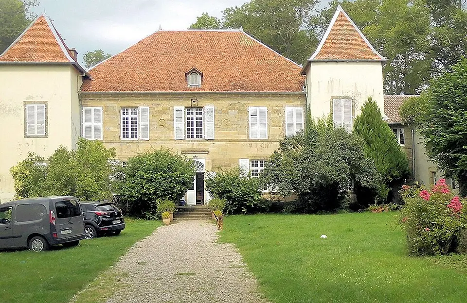 Image: Rauenstein · CC BY-SA 3.0 château de Saint-Ouen