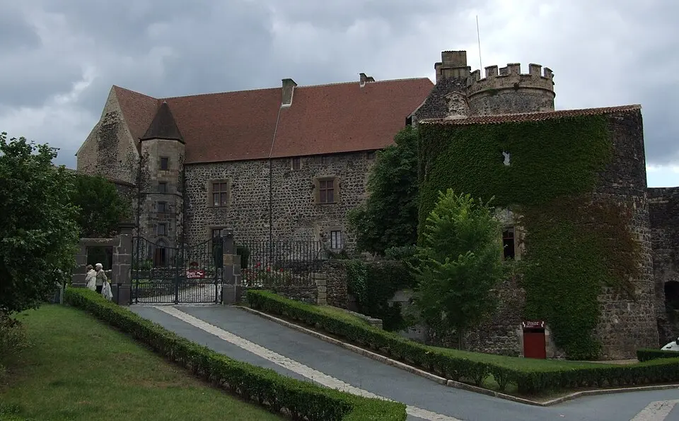 château de Saint-Saturnin