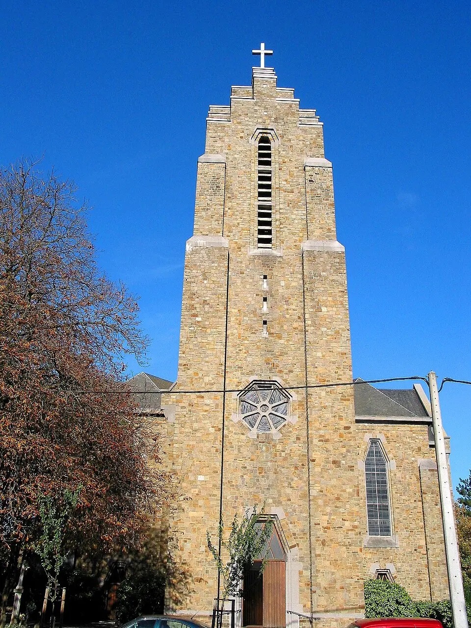 Saint-Servais