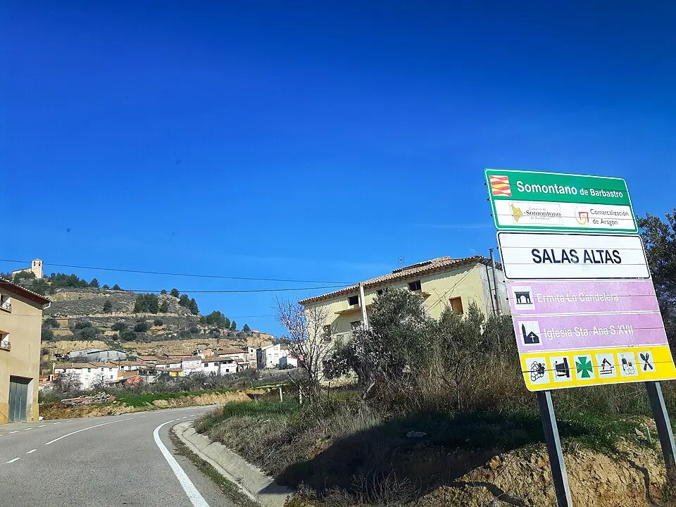 Image: Javitrom 2018 · CC BY-SA 4.0 Salas Altas