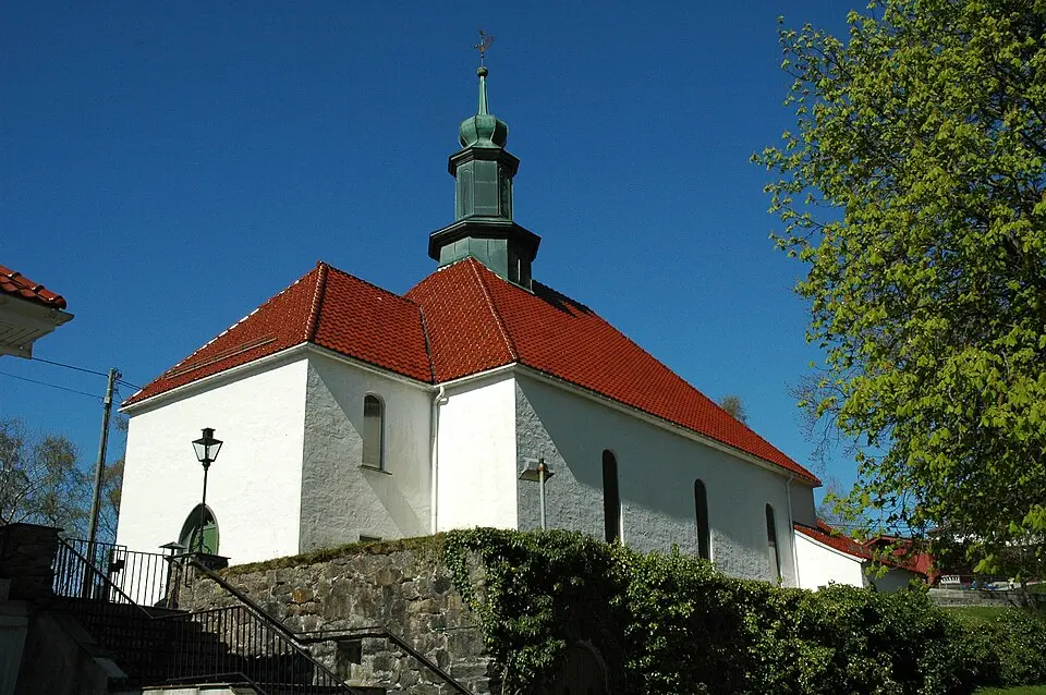 Salhus kirke