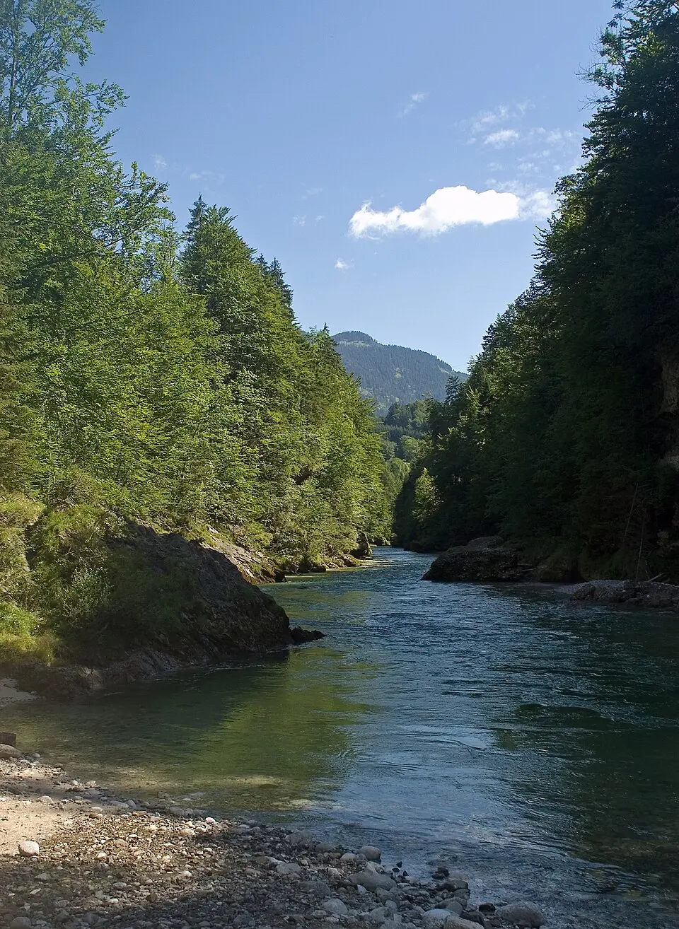 Hochgeladen von: Kulac · CC BY-SA 3.0 Salza