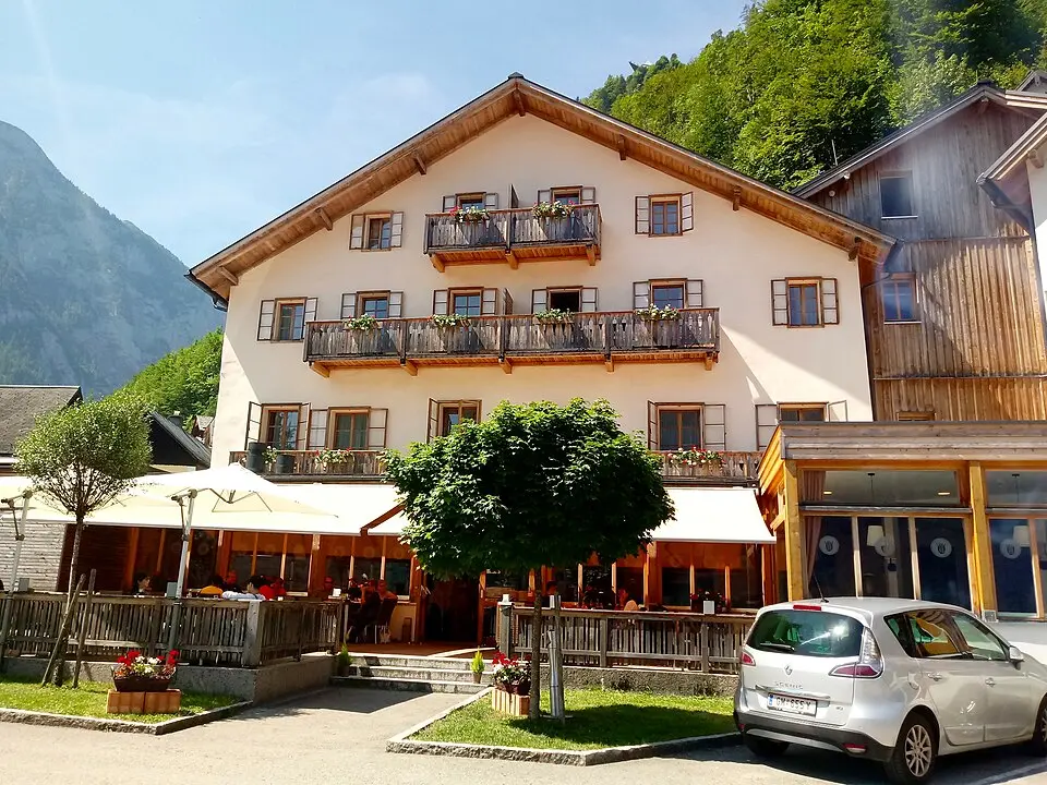 sog. Hotel Kainz (ehem. Seeauer Gasthof), ehem. Salzfertiger-Haus