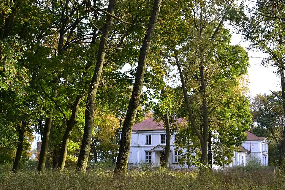 Zespół pałacowy w Samoklęskach
