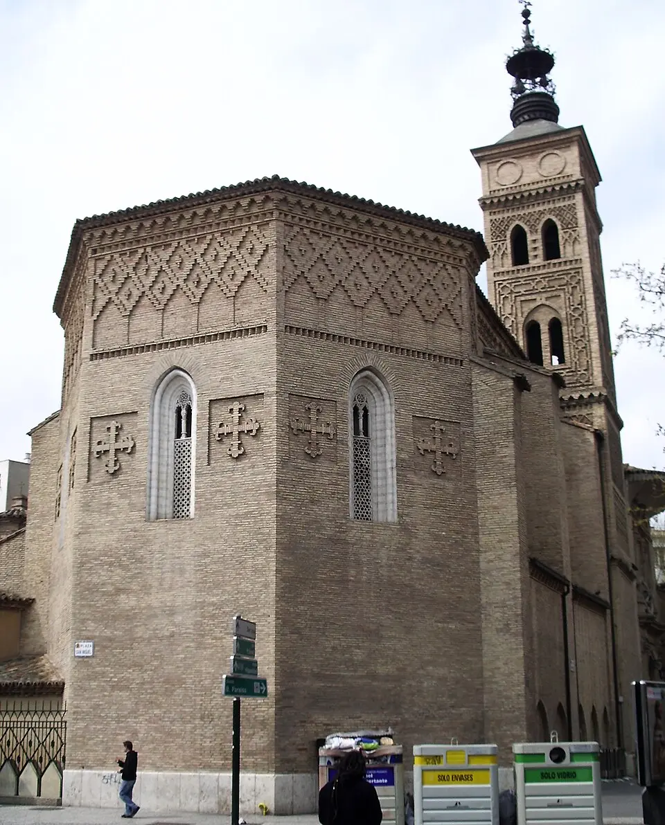 Iglesia parroquial de San Miguel de los Navarros