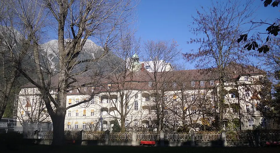 Sanatorium Kettenbrücke der Barmherzigen Schwestern, Altbau