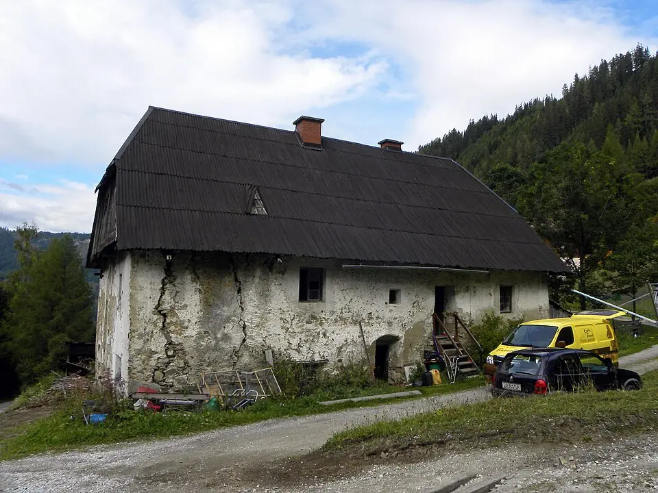 Obrázok: Haeferl · CC BY-SA 3.0 AT Bauernhaus vulgo Oberer Lerchbacher