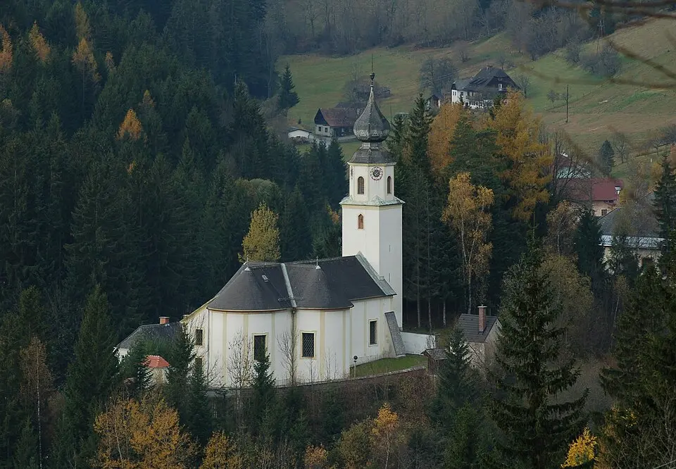 Image: Herzi Pinki · CC BY-SA 3.0 Pfarrkirche Sankt Kathrein am Hauenstein