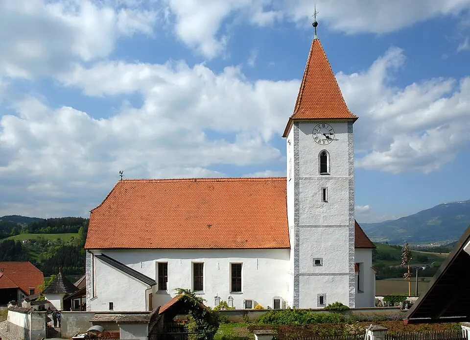 Pfarrkirche und Friedhof in Sankt Martin im Granitztal