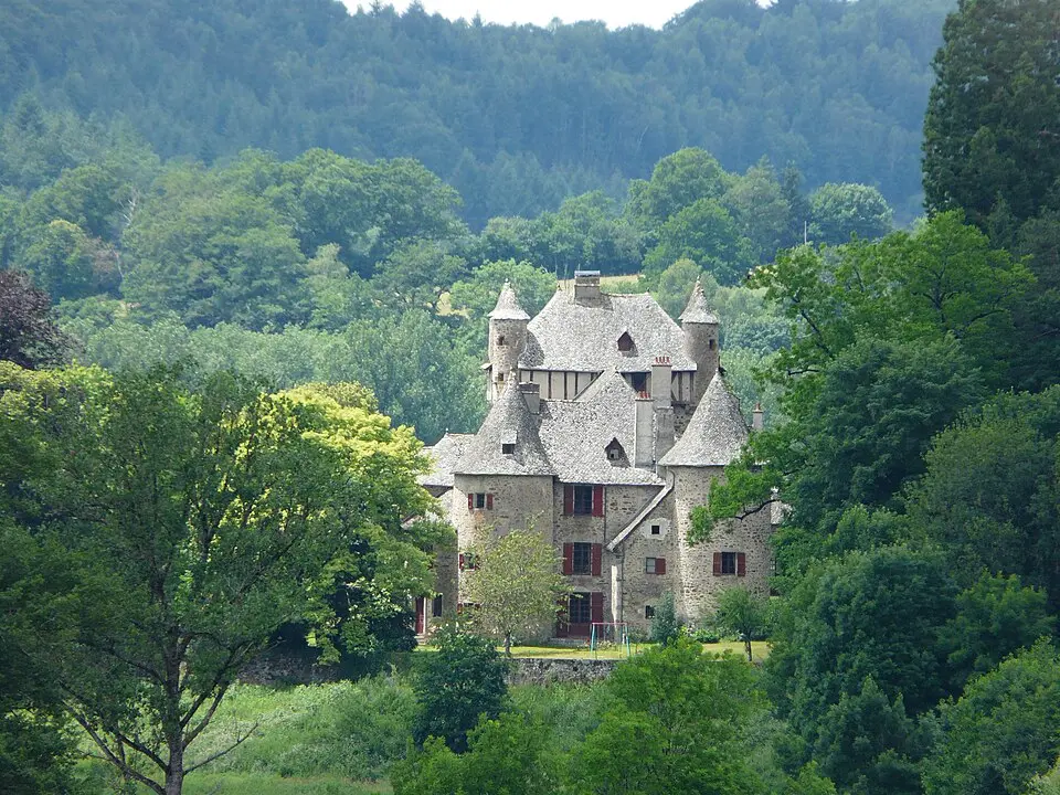 château de Veyrières