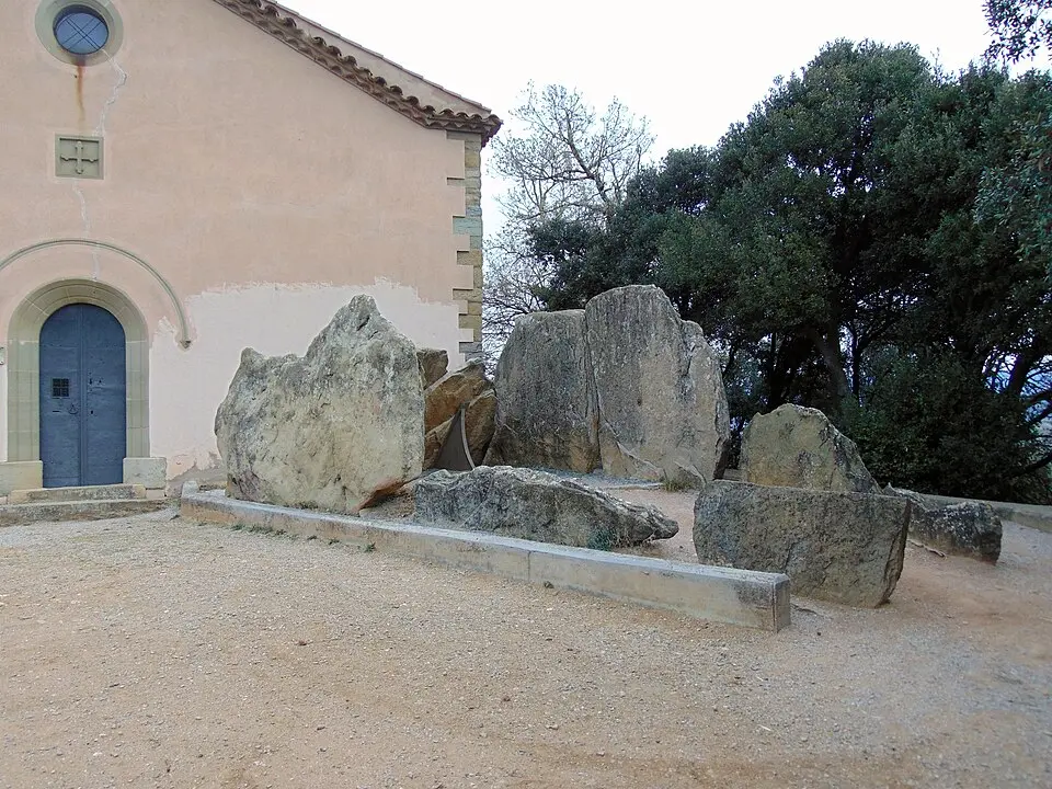 dolmen de Puigseslloses
