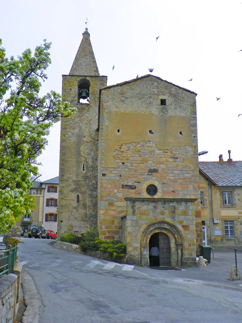 Slika: jordi domènech · CC BY-SA 3.0 église Saint-Martin d'Odeillo
