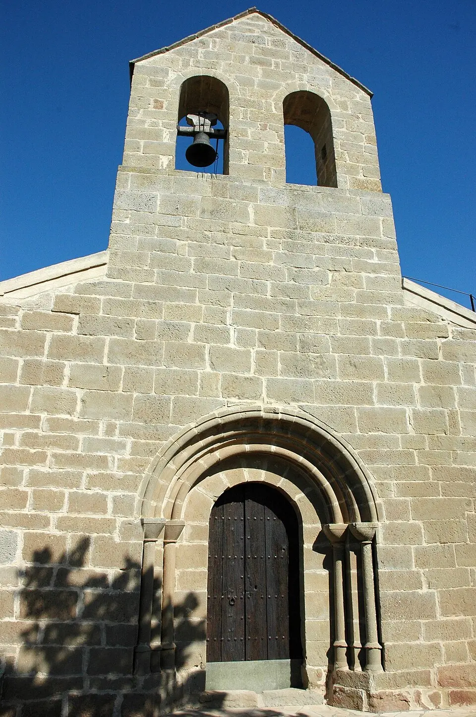 Slika: Josep Grin · CC BY-SA 3.0 iglesia de San Pedro de Castellnou de Ossó