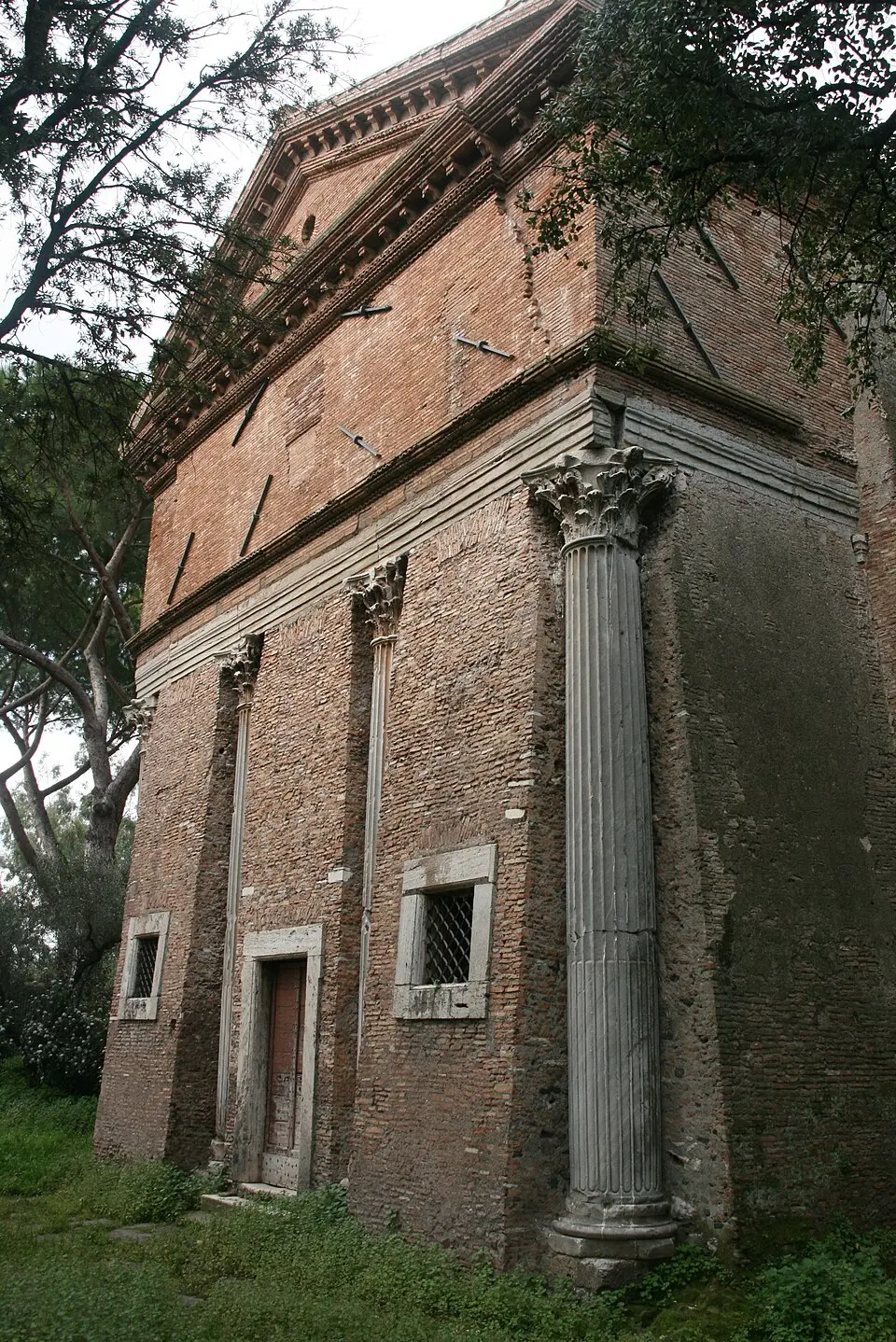 chiesa di Sant'Urbano alla Caffarella