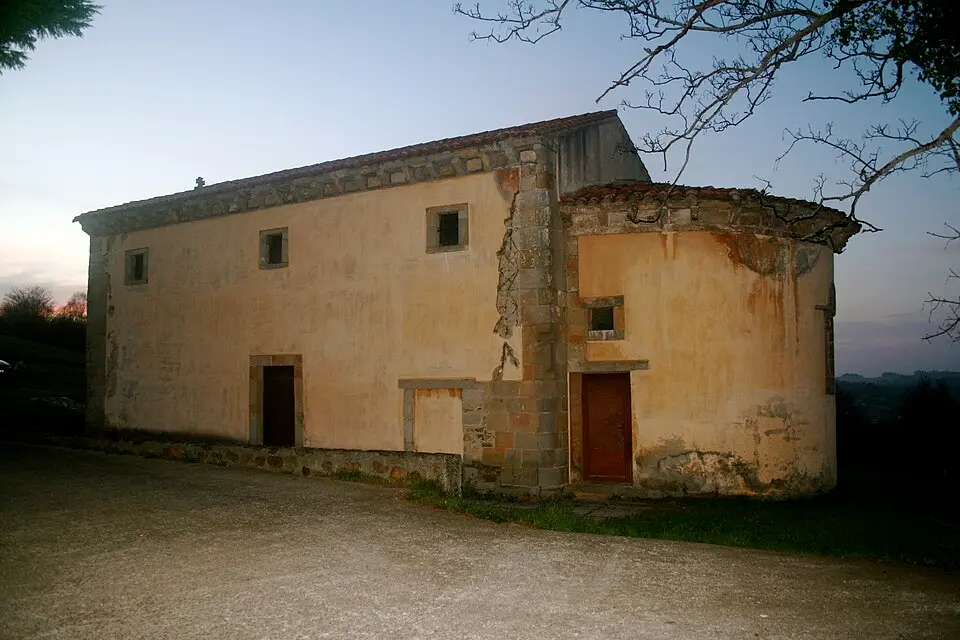 iglesia de Santa María de Junco