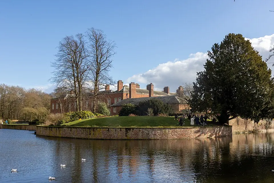 Dunham Castle
