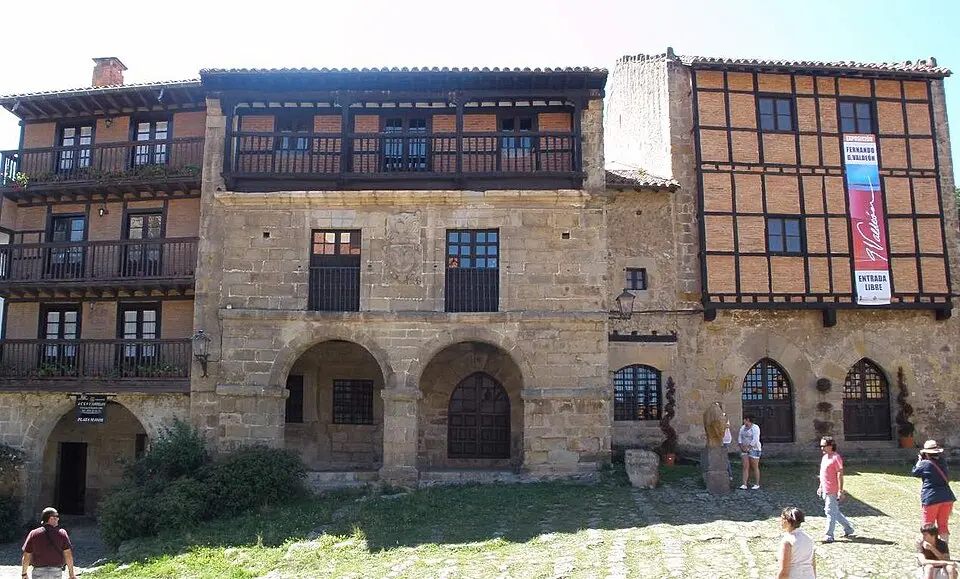 Casas del Águila y la Parra