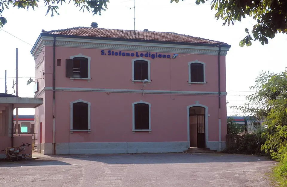 stazione di Santo Stefano Lodigiano