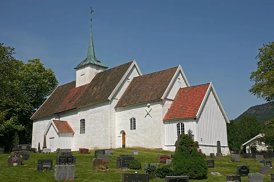 Sauherad kirke