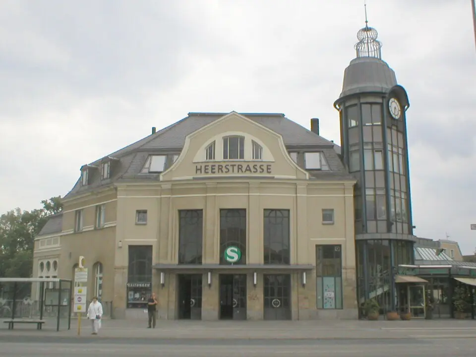 S-Bahnhof Heerstraße