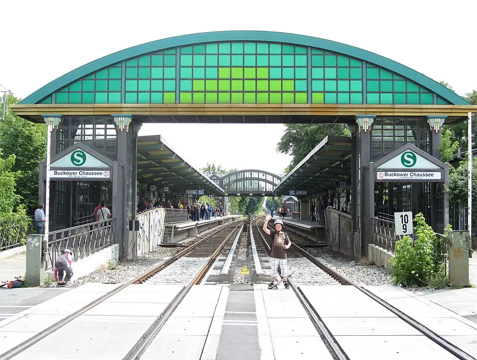 Bahnhof Berlin Buckower Chaussee