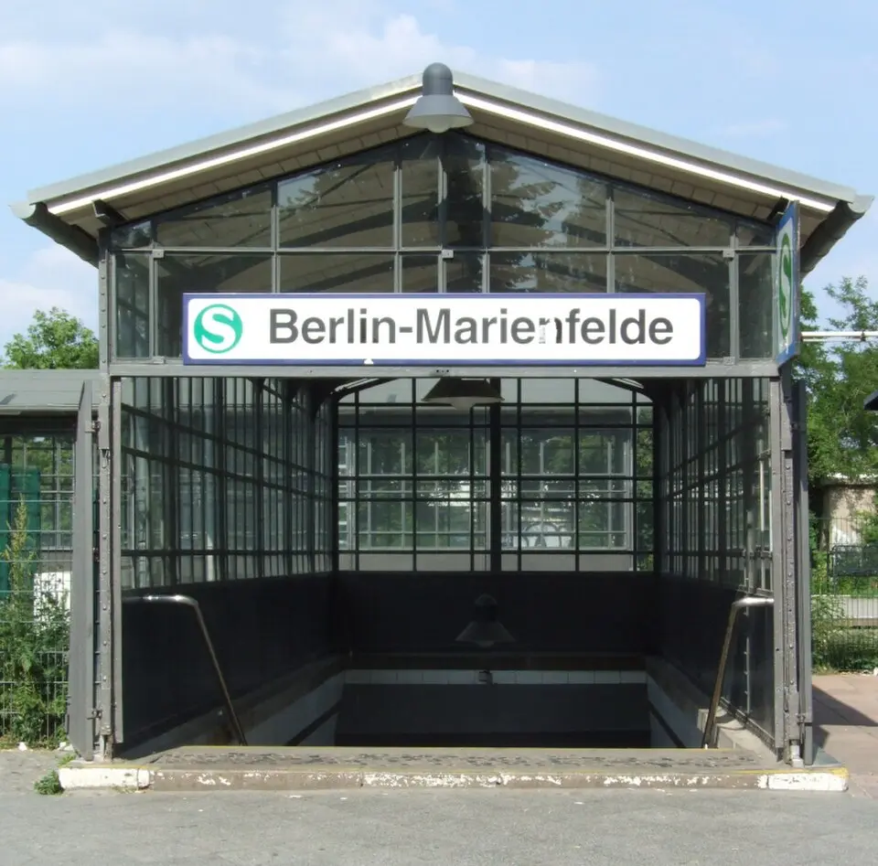 Bahnhof Berlin-Marienfelde