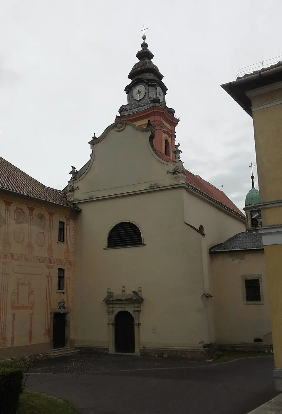 Obrázok: Tothh417 · CC BY-SA 4.0 Nagyboldogasszony-templom