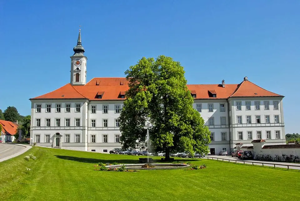 Image: Bbb · CC BY-SA 1.0 Schäftlarn