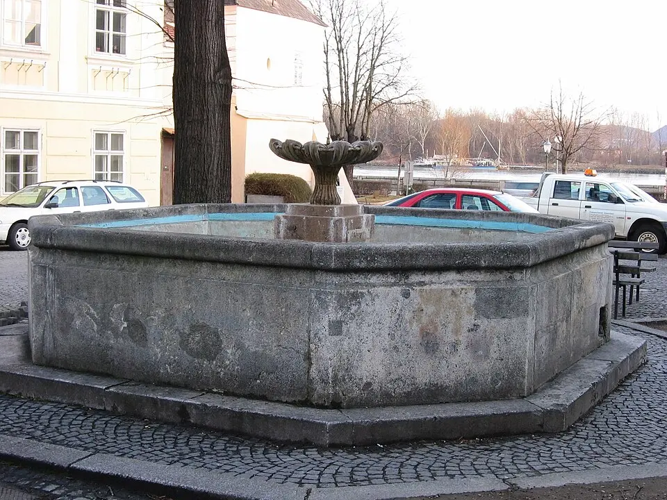 Brunnen