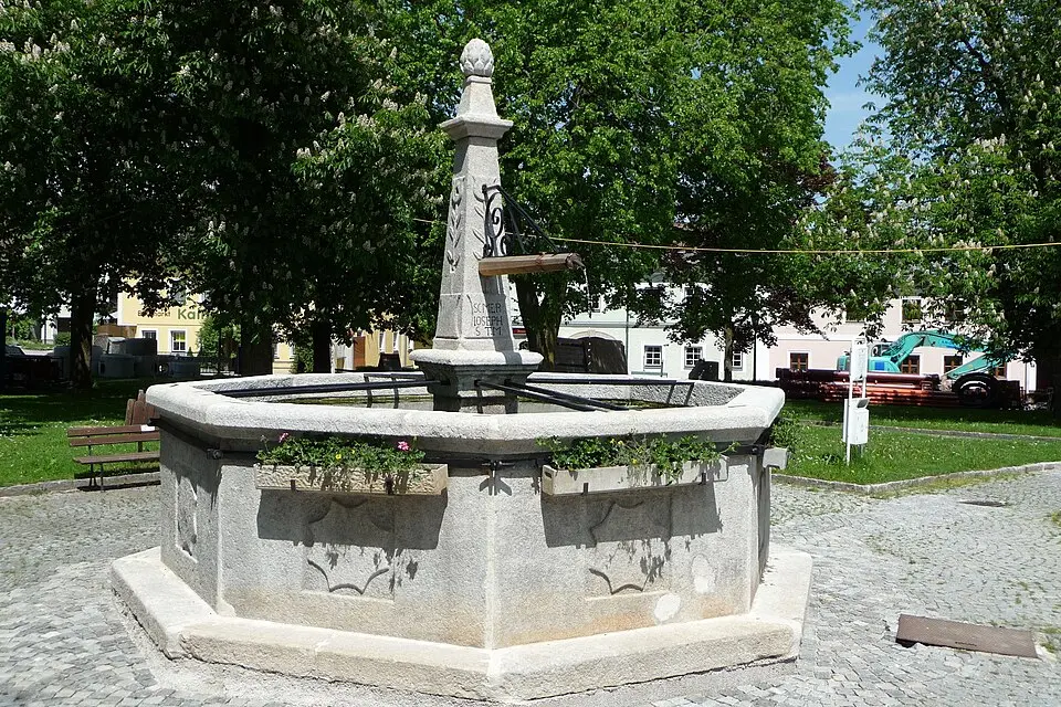 Brunnen