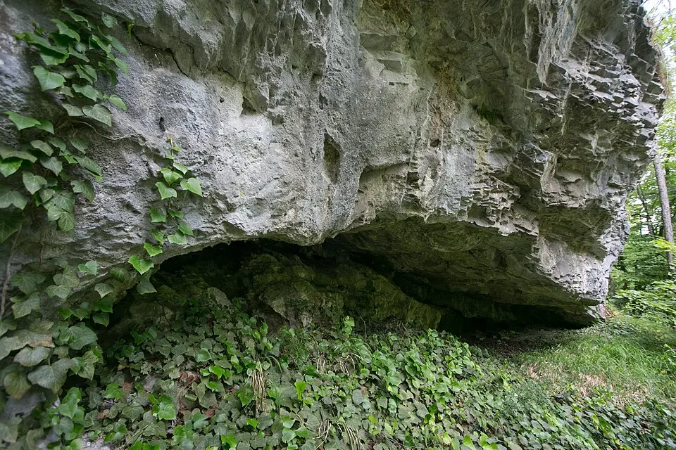 Schichtfugenhöhle