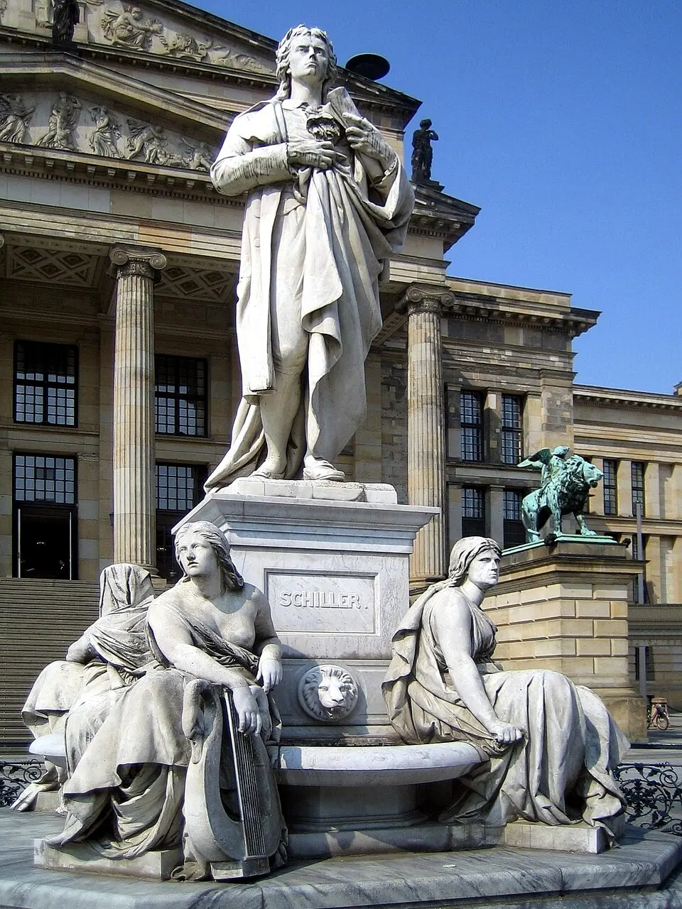 Schiller-Denkmal