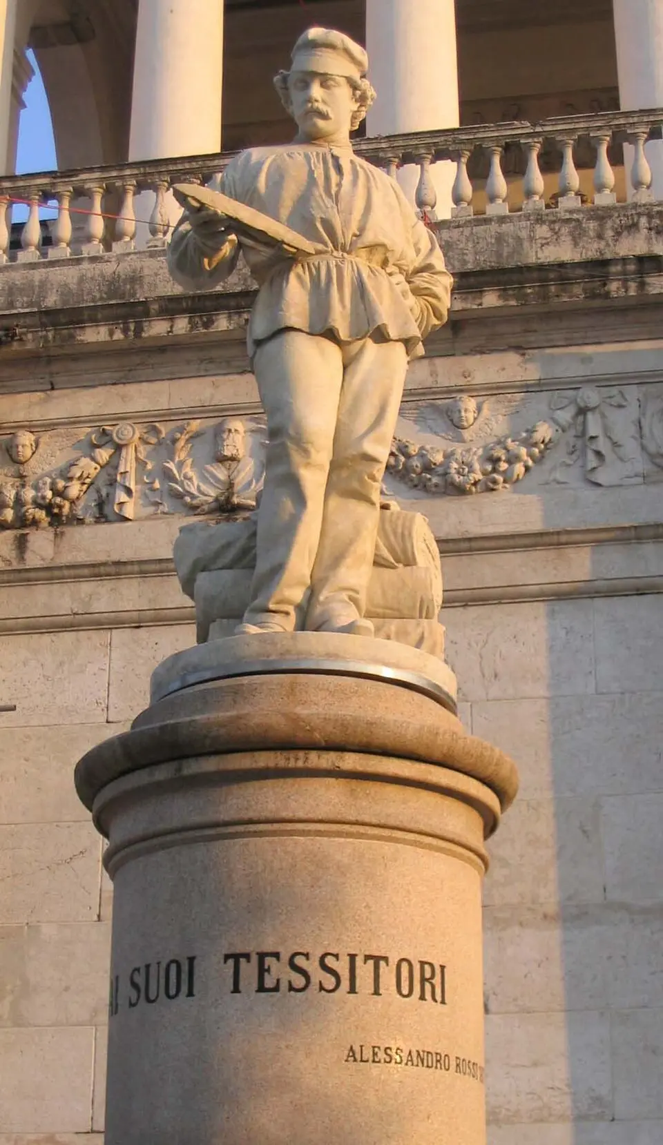 Monumento al Tessitore