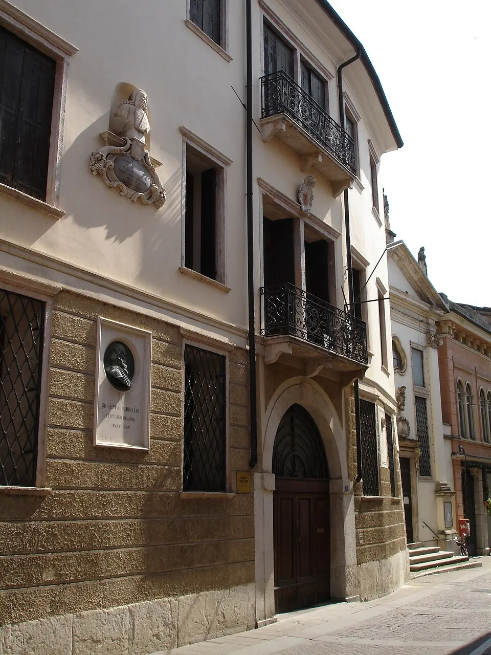 Palazzo Toaldi-Capra