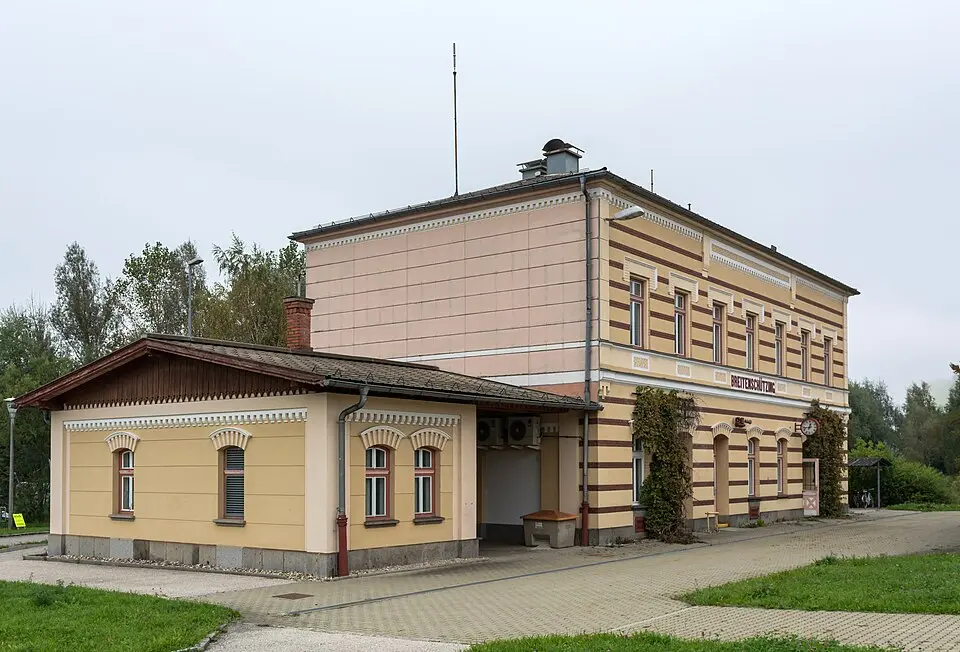 Aufnahmsgebäude Breitenschützing