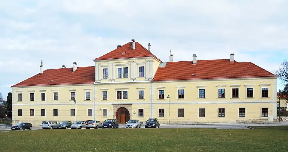Bild: Robert Heilinger · CC BY-SA 3.0 Schloss Sommerein