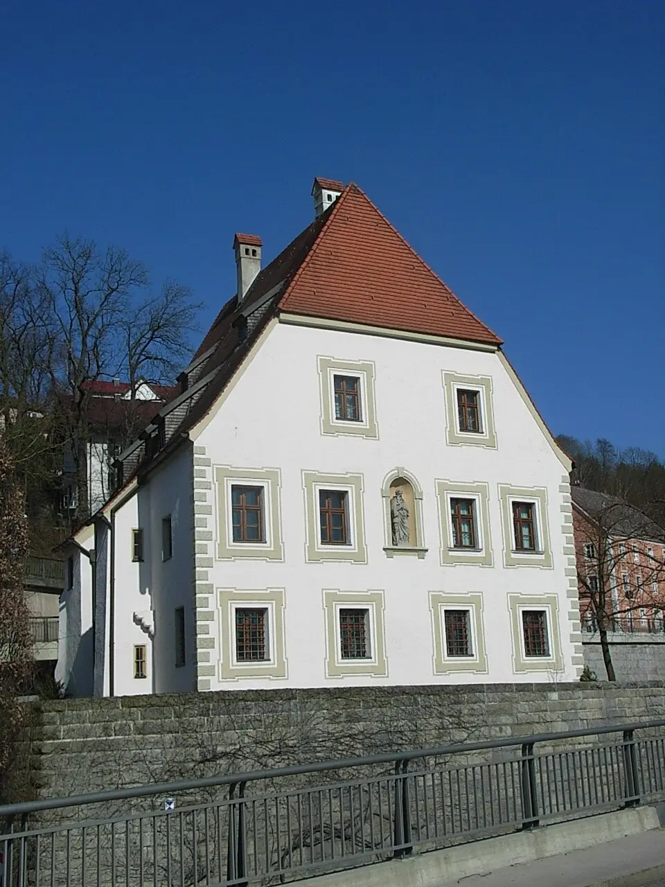 Slika: Konrad Lackerbeck · CC BY-SA 2.5 Schloss Eggendobl