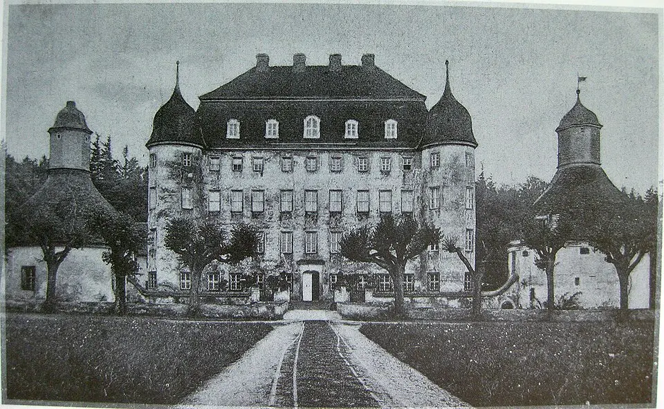 Schloss Guteborn